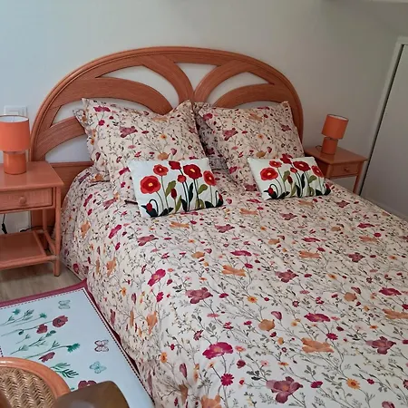 Les Coquelicots. Apartamento